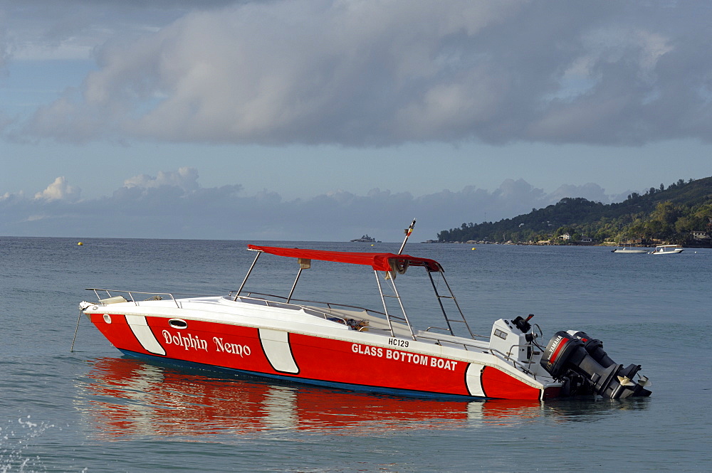 Glass bottom boat, Beau Vallon BayMahe, Seychelles, Indian Ocean