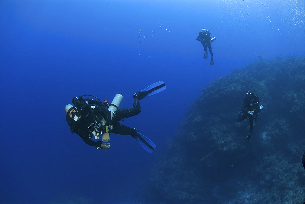 Technical Divers using Trimix, Rebreathers and technical diving equipment, Divetech, Grand Cayman, Cayman Islands, Caribbean