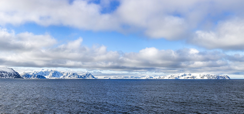 Panoramic view of Signehamna, Krossfjord, Spitsbergen, Svalbard, Norway, Scandinavia, Europe