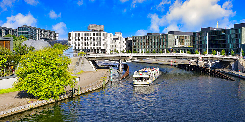 Business buildings along the Spree River, Government district in Berlin Mitte, Berlin, Germany, Europe