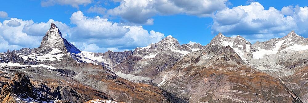 Matterhorn Peak (4478m) with Dent Blanche, Pointe de Zinal, Grand Cornier and Obergabelhorn, Swiss Alps, Zermatt, Valais, Switzerland