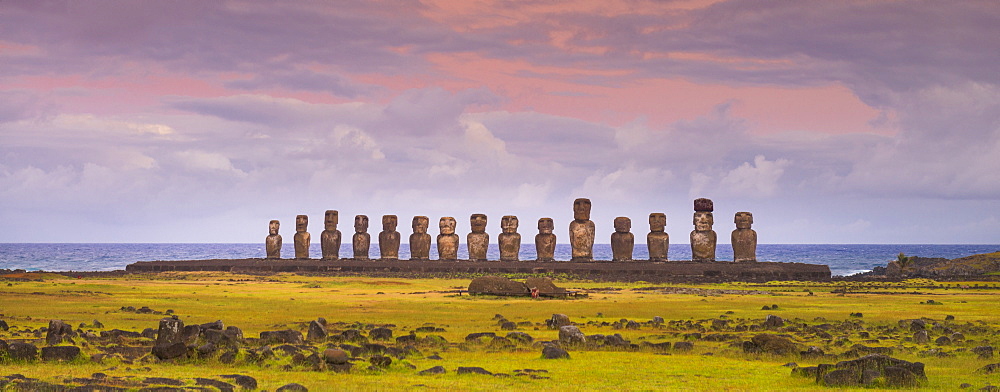 Moai heads of Easter Island, Rapa Nui National Park, UNESCO World Heritage Site, Easter Island, Chile, South America