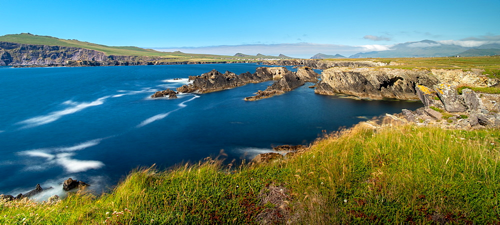 Dingle Peninsular panorama, County Kerry, Munster, Republic of Ireland, Europe