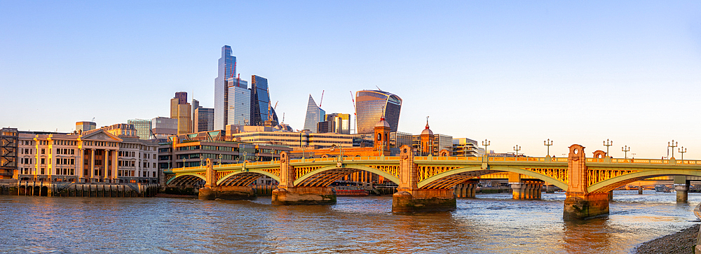 Southwark Bridge, River Thames, City of London, London, England, United Kingdom, Europe