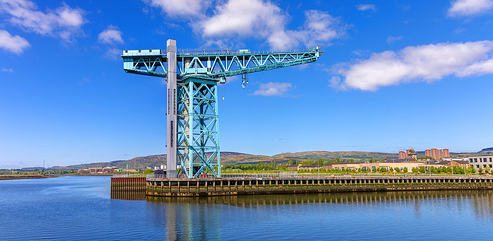 Clydebank Titan, cantilever crane, River Clyde, Clydebank, Scotland, United Kingdom, Europe