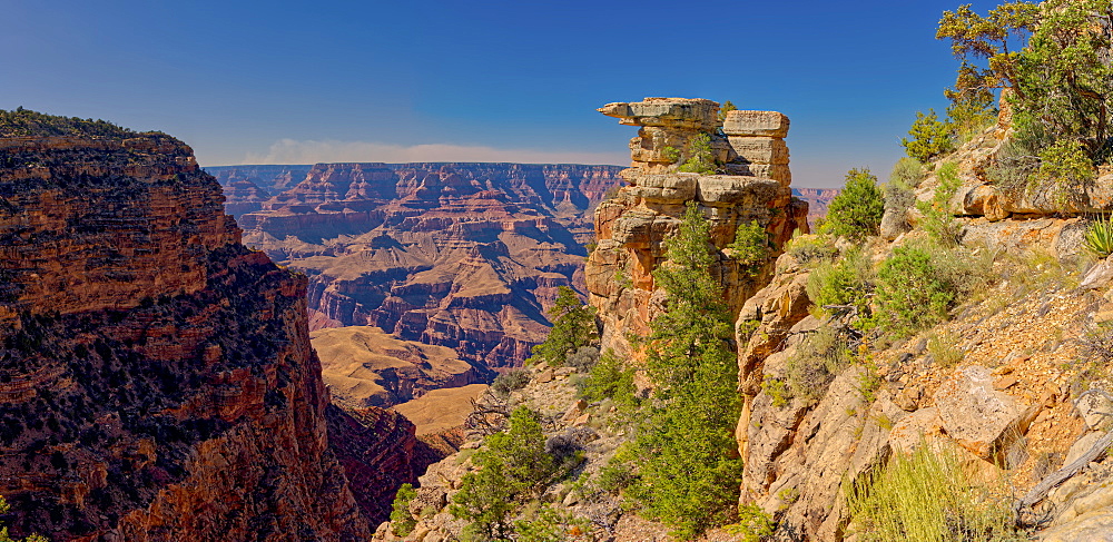 Stone pillars overlooking Papago Creek Canyon on the south rim of the Grand Canyon, Grand Canyon National Park, UNESCO World Heritage Site, Arizona, United States of America, North America