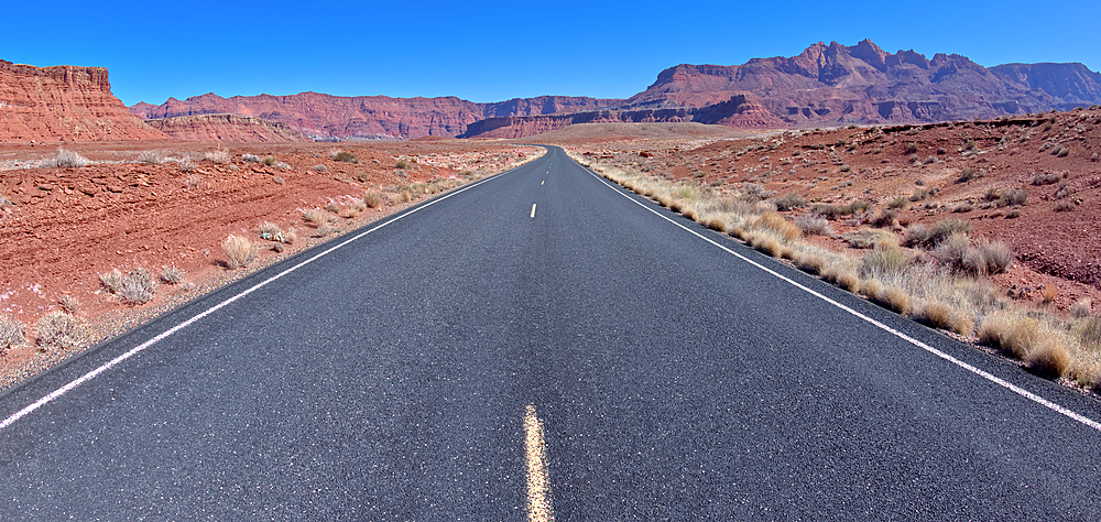 View of Glen Canyon Recreation Area from the middle of Lees Ferry Road at Marble Canyon, Arizona, United States of America, North America