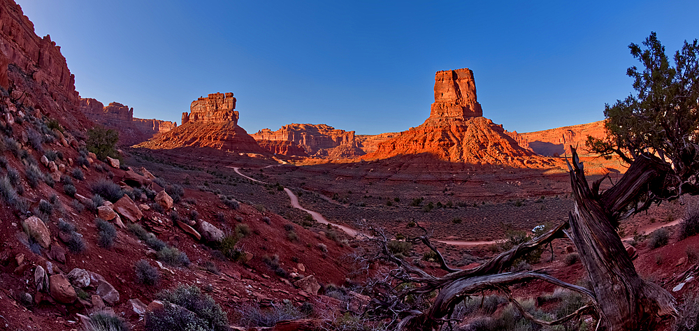 Valley of the Gods viewed from the north slope of the rock formation called Rudolph and Santa, northwest of Monument Valley and Mexican Hat, Utah, United States of America, North America