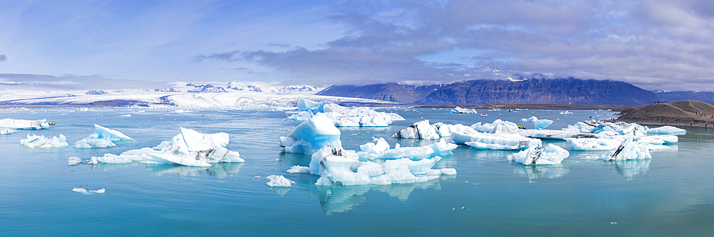 Jokulsarlon glacier lagoon, Iceland, Polar Regions