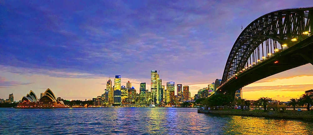 Sydney Harbour skyline at sunset, Sydney, Australia