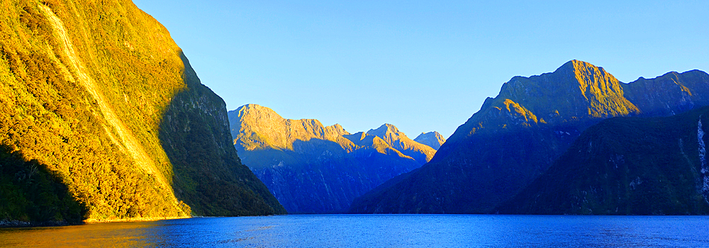 Milford Sound, South Island, New Zealand