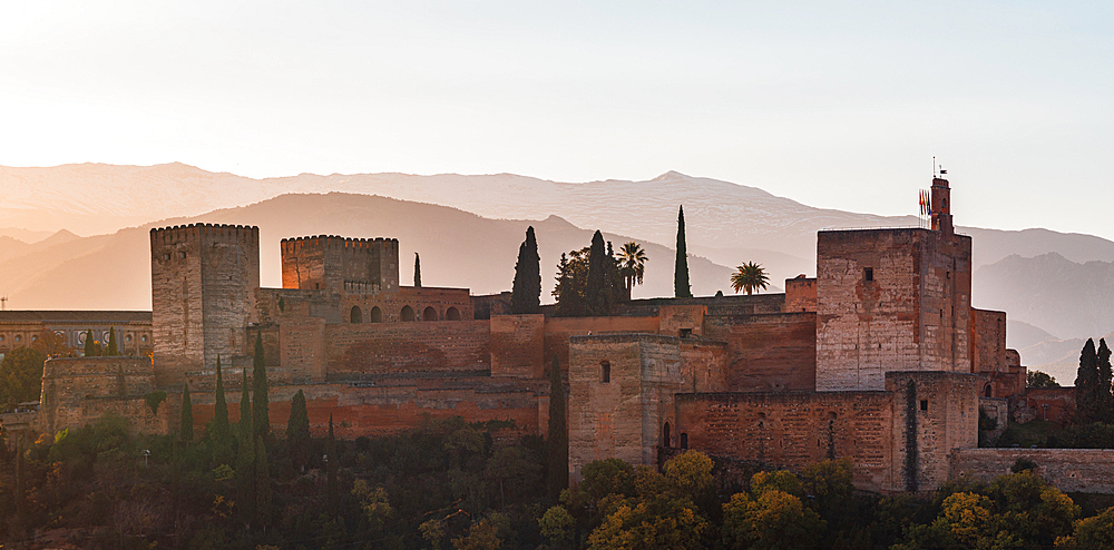 Sunrise light at the Alhambra, UNESCO World Heritage Site, Granada, Andalusia, Spain, Europe