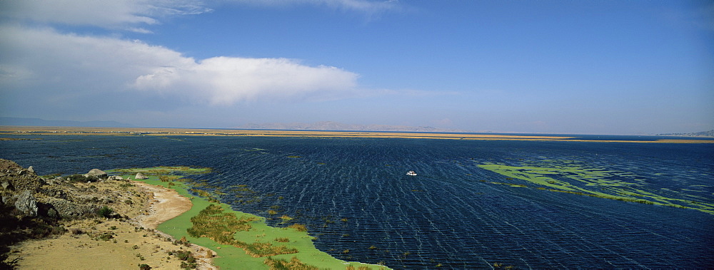 Lake Titicaca, near Punu, Peru, South America