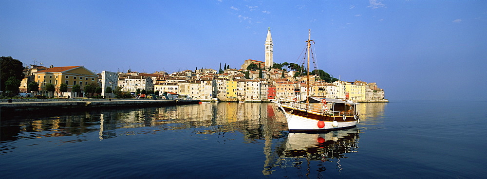 Old town houses and cathedral of St. Euphemia, Rovinj, Istria, Croatia, Europe