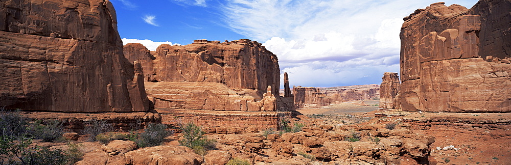 Park Avenue, Arches National Park, Moab, Utah, United States of America (U.S.A.), North America