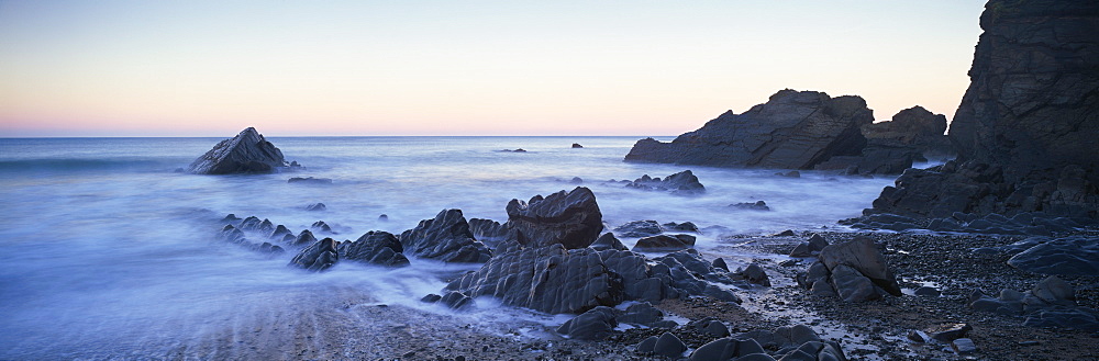 Sandymouth at dawn with incoming tide, Sandymouth, near Bude, Cornwall, England, United Kingdom, Europe