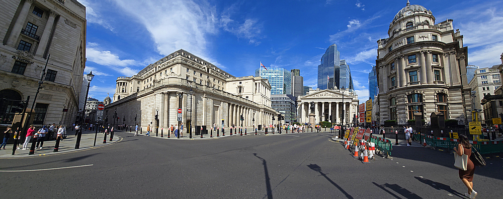 City view with Bank of England and Royal Exchange, City of London, London, England, United Kingdom, Europe