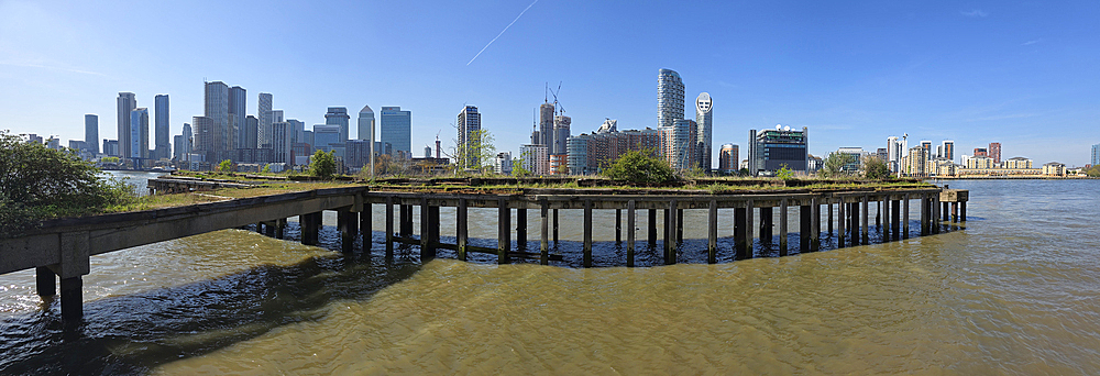 Canary Wharf from North Greenwich Peninsula