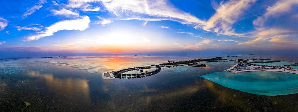 Aerial view, panorama, lagoon of the Maldives Islands Olhuveli and Bodufinolhu respectively Fun Island Resort, South-Male-Atoll, Maldives, Asia