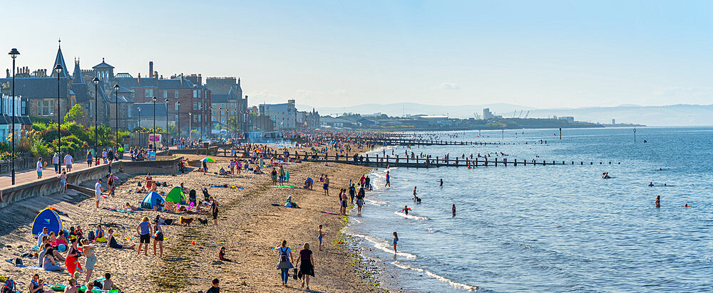 View of Portobello Beach from Portobello Promenade View, Portobello, Edinburgh, Scotland, United Kingdom, Europe