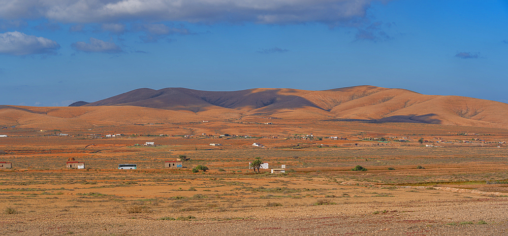 View of dramatic landscape near La Matilla, Fuerteventura, Canary Islands, Spain, Atlantic, Europe