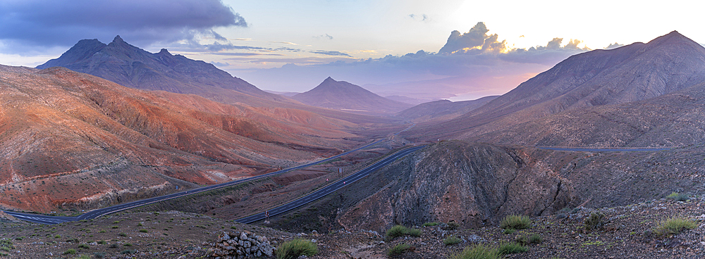 View of road and mountains from Astronomical Viewpoint Sicasumbre at sunset, Pajara, Fuerteventura, Canary Islands, Spain, Atlantic, Europe