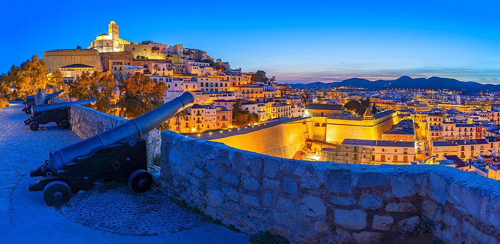 View of Bastion, cannons, ramparts, Cathedral and Dalt Vila old town at dusk, UNESCO World Heritage Site, Ibiza Town, Balearic Islands, Spain, Mediterranean, Europe