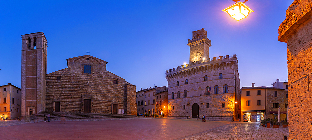 View of Duomo and Palazzo Comunale in Piazza Grande at dusk, Montepulciano, Province of Siena, Tuscany, Italy, Europe