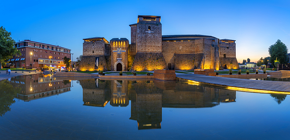 View of Castel Sismondo reflecting in ornamental water in Rimini at dusk, Rimini, Emilia-Romagna, Italy, Europe