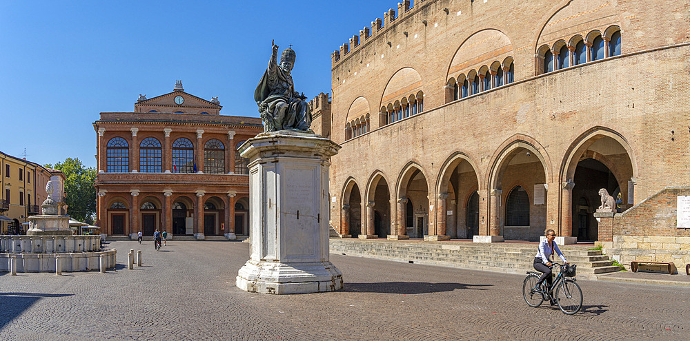 View of Teatro Amintore Galli and Palazzo del Podesta in Piazza Cavour in Rimini, Rimini, Emilia-Romagna, Italy, Europe