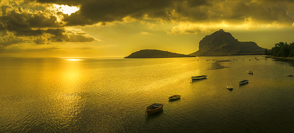 Aerial view of Le Morne and boats in Indian Ocean from Le Morne village, Mauritius, Indian Ocean, Africa