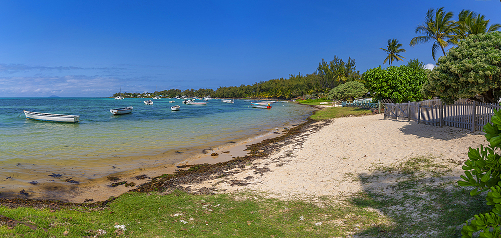 View of beach and turquoise Indian Ocean on sunny day in Cap Malheureux, Mauritius, Indian Ocean, Africa