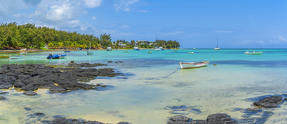 View of beach and turquoise Indian Ocean on sunny day in Cap Malheureux, Mauritius, Indian Ocean, Africa