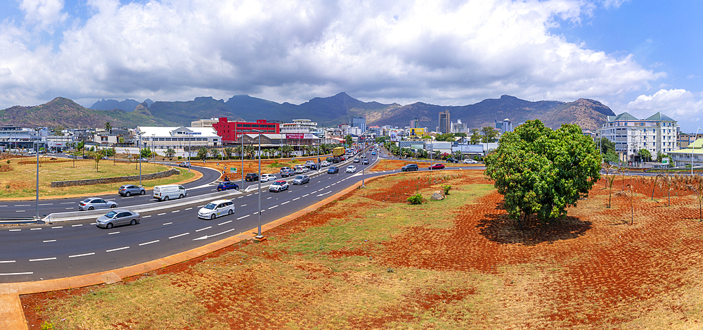 View of city skyline and mountainous backdrop of Port Louis, Port Louis, Mauritius, Indian Ocean, Africa