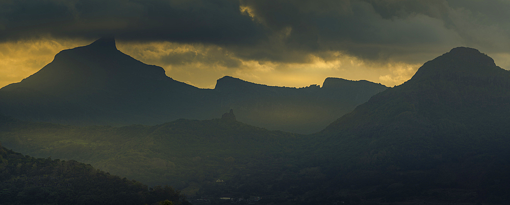 View of Pieter Both and Long Mountain, Mauritius, Indian Ocean, Africa