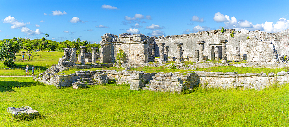 View of Mayan Temple ruins, Tulum, Quintana Roo, Caribbean Coast, Yucatan Peninsula, Riviera Maya, Mexico, North America