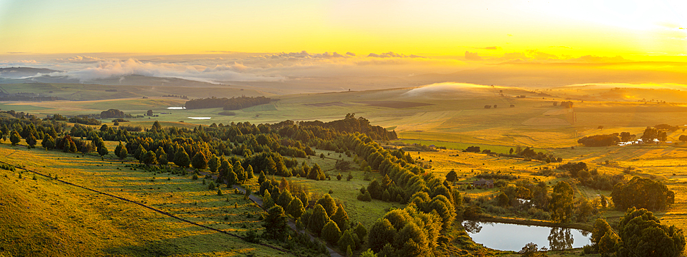 View of landscape from Kloppenheim Country Estate at sunrise, Machadodorp, Province of Mpumalanga, South Africa, Africa