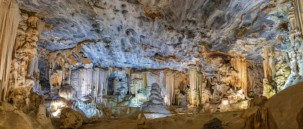 View of stalagmites and stalactites in the interior of Cango Caves, Oudtshoorn, Western Cape, South Africa, Africa