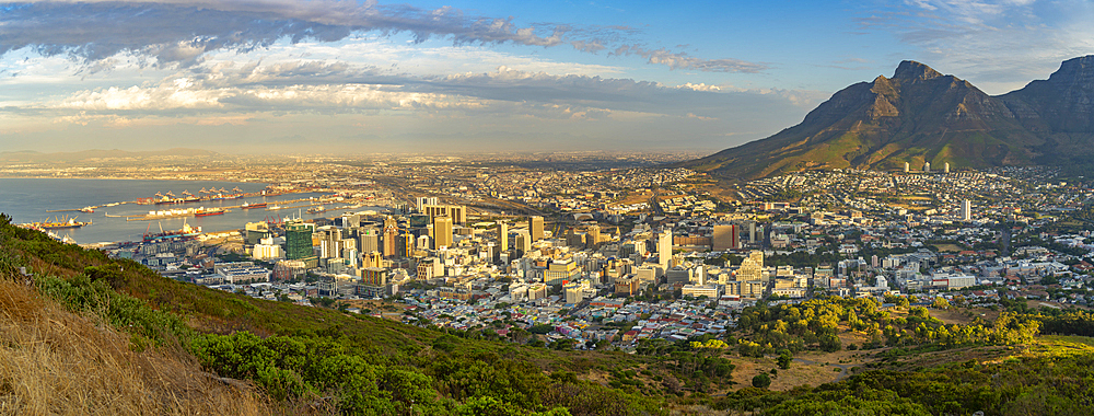 View of Cape Town and Table Mountain from Signal Hill at sunset, Cape Town, Western Cape, South Africa, Africa