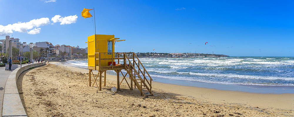 View of lifeguard watchtower at Playa de Palma and S'Arenal, S'Arenal, Palma, Majorca, Balearic Islands, Spain, Mediterranean, Europe