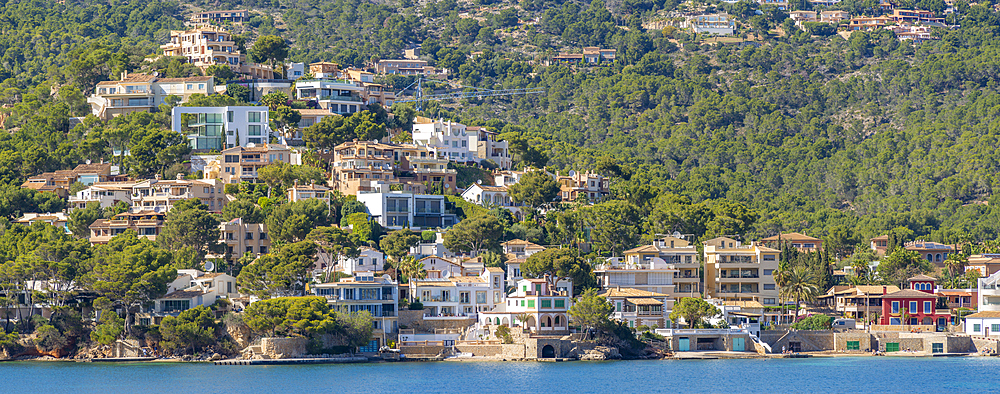 View of villas, houses and apartments at Port d'Andratx, Majorca, Balearic Islands, Spain, Mediterranean, Europe