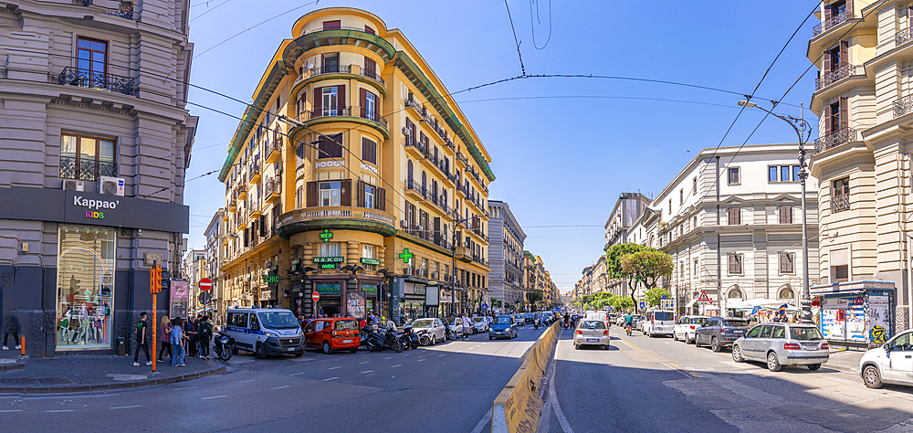 View of traffic and architecture on Corso Umberto I, Naples, Campania, Italy, Europe