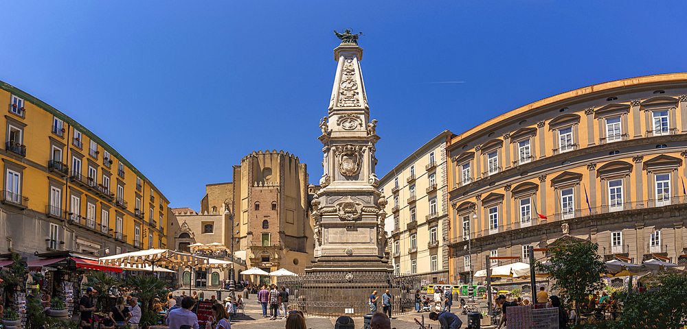 View of Obelisco di San Domenico and cafes in Piazza San Domenico Maggiore, Historic Centre, UNESCO World Heritage Site, Naples, Campania, Italy, Europe