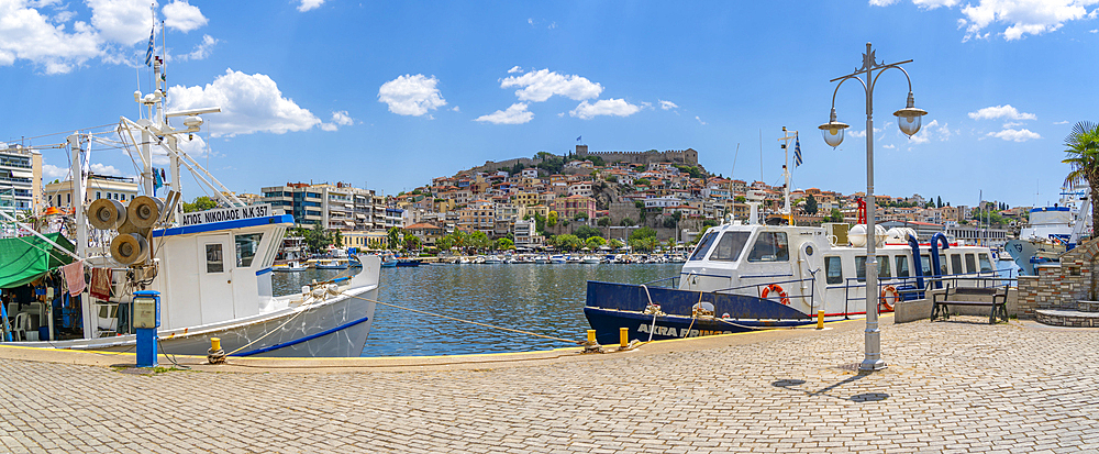 View of Kavala Fortress and boats in the port, Kavala, Dimos Kavalas, Eastern Macedonia and Thrace, Gulf of Thasos, Gulf of Kavala, Greece, Europe