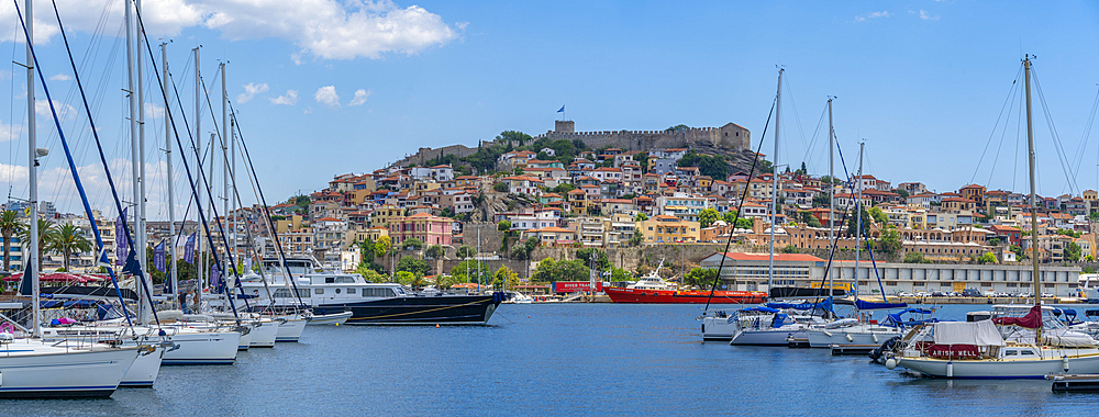 View of Kavala Fortress and boats in the port, Kavala, Dimos Kavalas, Eastern Macedonia and Thrace, Gulf of Thasos, Gulf of Kavala, Greece, Europe