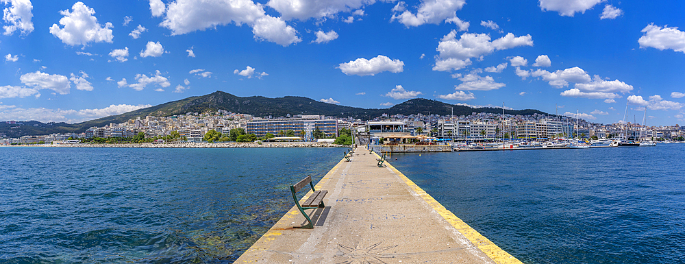 View of boats in the port, Kavala, Dimos Kavalas, Eastern Macedonia and Thrace, Gulf of Thasos, Gulf of Kavala, Greece, Europe