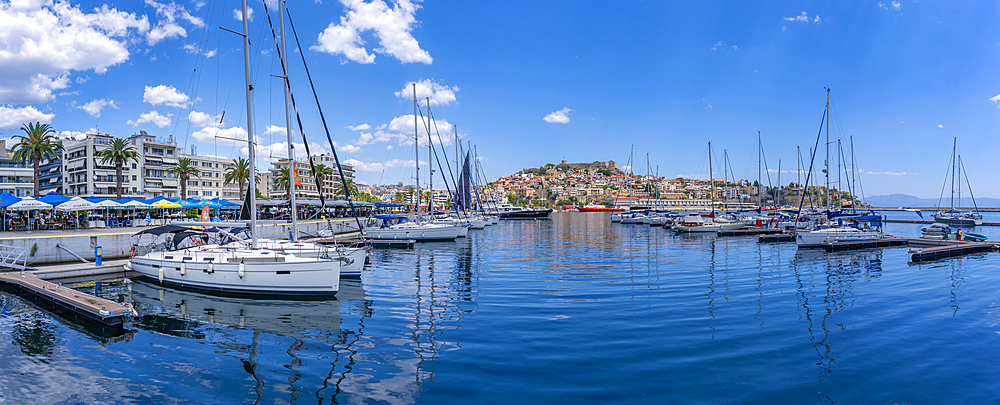 View of Kavala Fortress and boats in the port, Kavala, Dimos Kavalas, Eastern Macedonia and Thrace, Gulf of Thasos, Gulf of Kavala, Greece, Europe