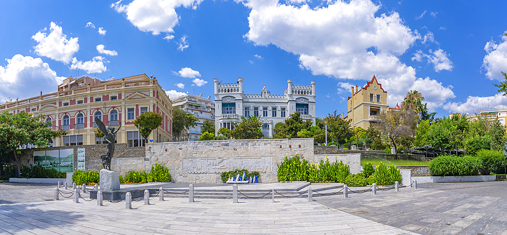 View of Town Hall and Statue of Victory and Kavala Heroes Monument, Kavala, Dimos Kavalas, Eastern Macedonia and Thrace, Gulf of Thasos, Gulf of Kavala, Thracian Sea, Greece, Europe