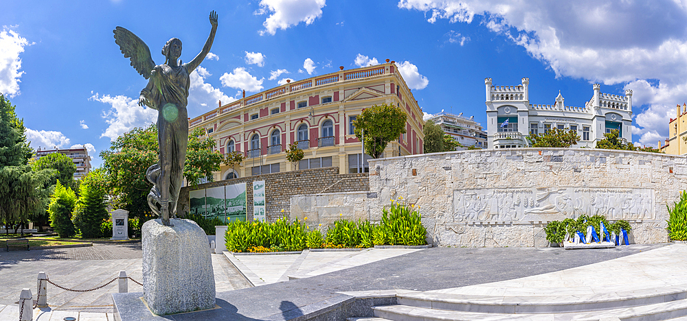 View of Town Hall and Statue of Victory and Kavala Heroes Monument, Kavala, Dimos Kavalas, Eastern Macedonia and Thrace, Gulf of Thasos, Gulf of Kavala, Thracian Sea, Greece, Europe