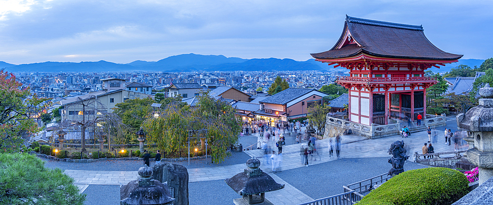 View of Kyoto and Kiyomizu-dera Niomon Gate at Kiyomizu-dera Temple at sunset, Kiyomizu, Higashiyama Ward, Kyoto, Japan, Asia